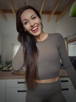 Dělat práci, která baví a naplňuje ❤️ Já mám dotočený další video o houbách a zas z toho mám takovou radost! Vždy se těším...